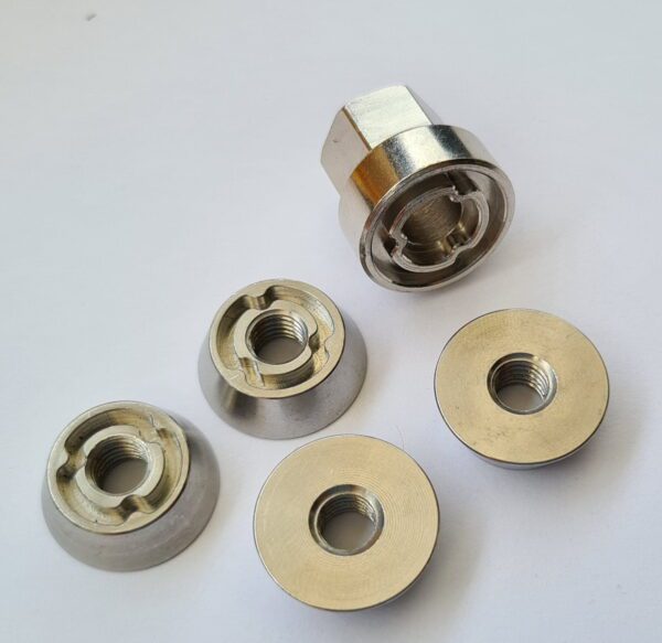 Diebstahlsichere Muttern Triplet 4 Muttern 1 Nuss