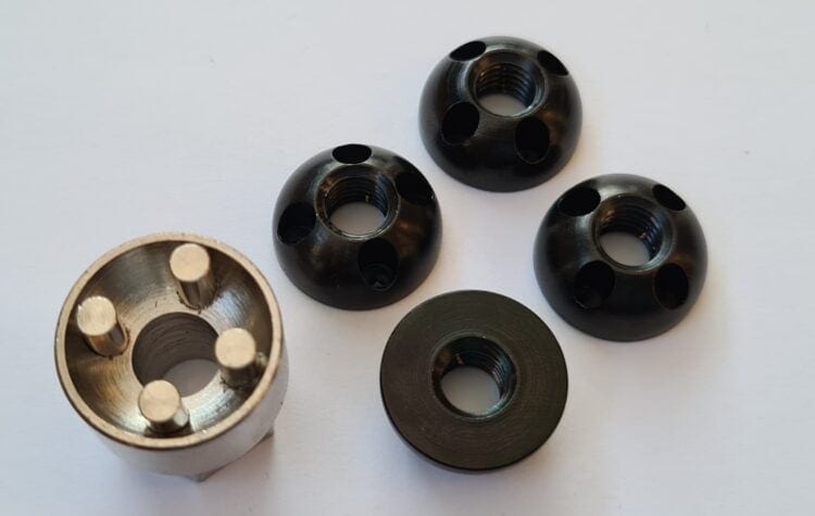 Anti Diebstahl Muttern black line