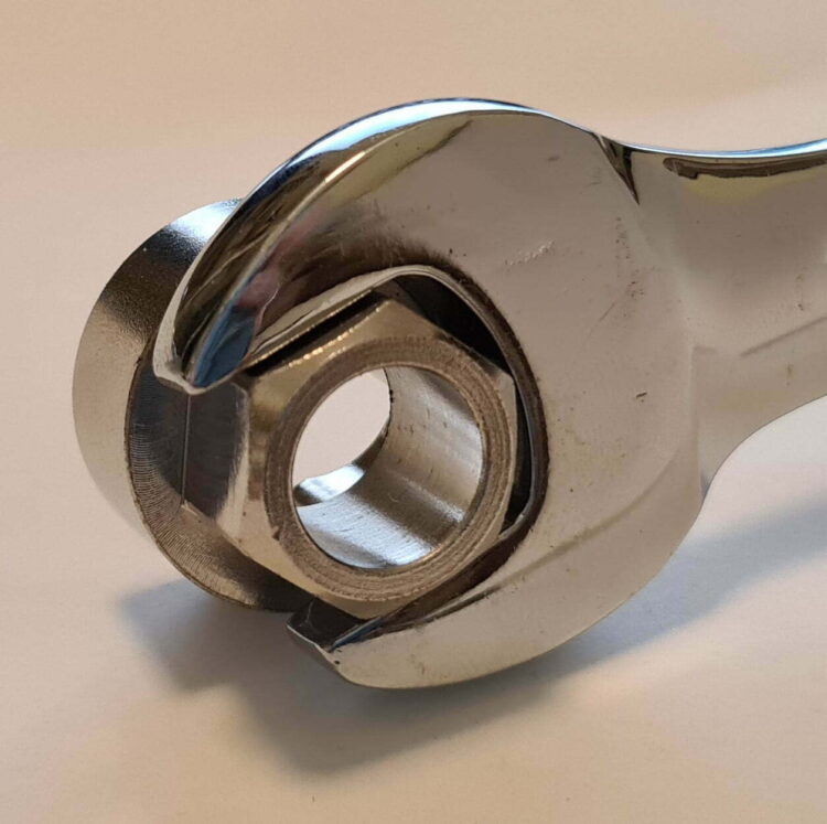 Spezialnuss für Anti-Diebstahl Muttern als Adapter für Maulschlüssel